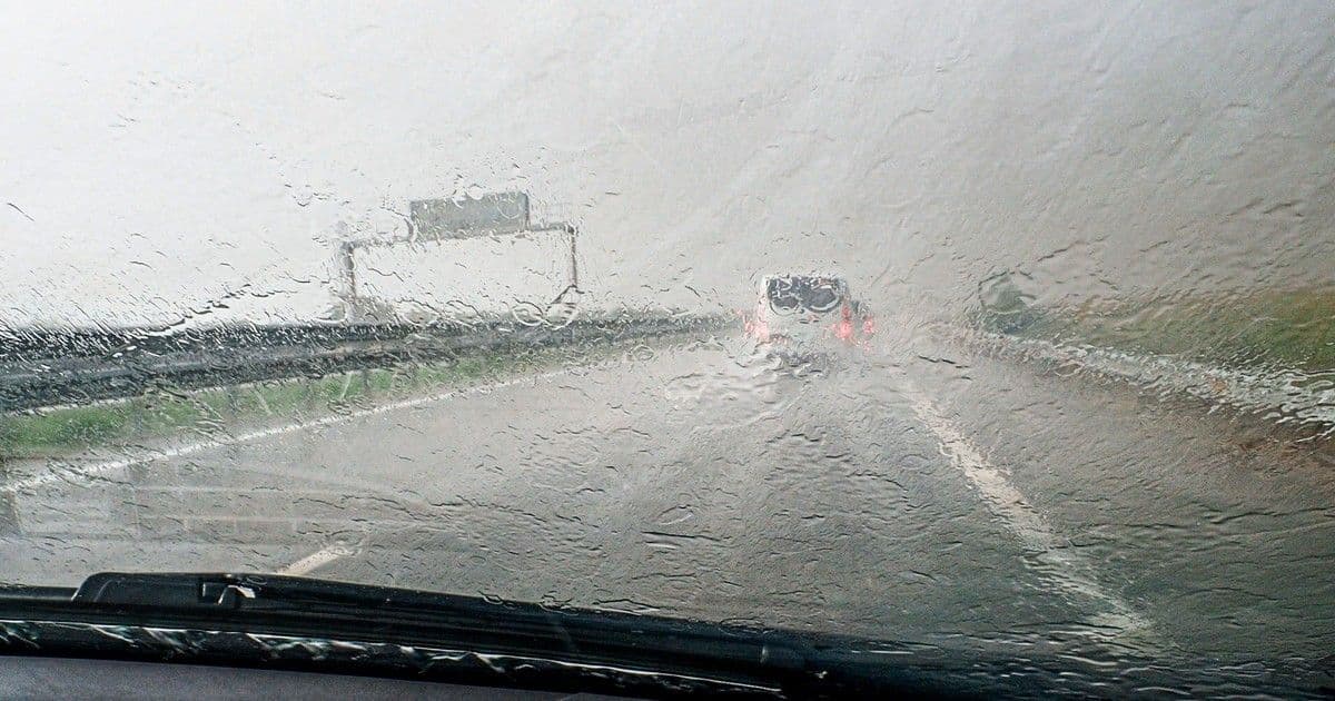 Ónos eső bénítja az országot: teherautó-stop és káosz a láthatáron!