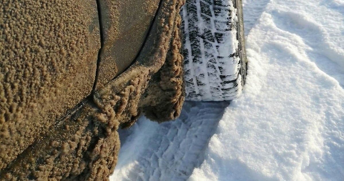 Téli autós titok: így győzd le a jégpáncélt a küszöbökön!