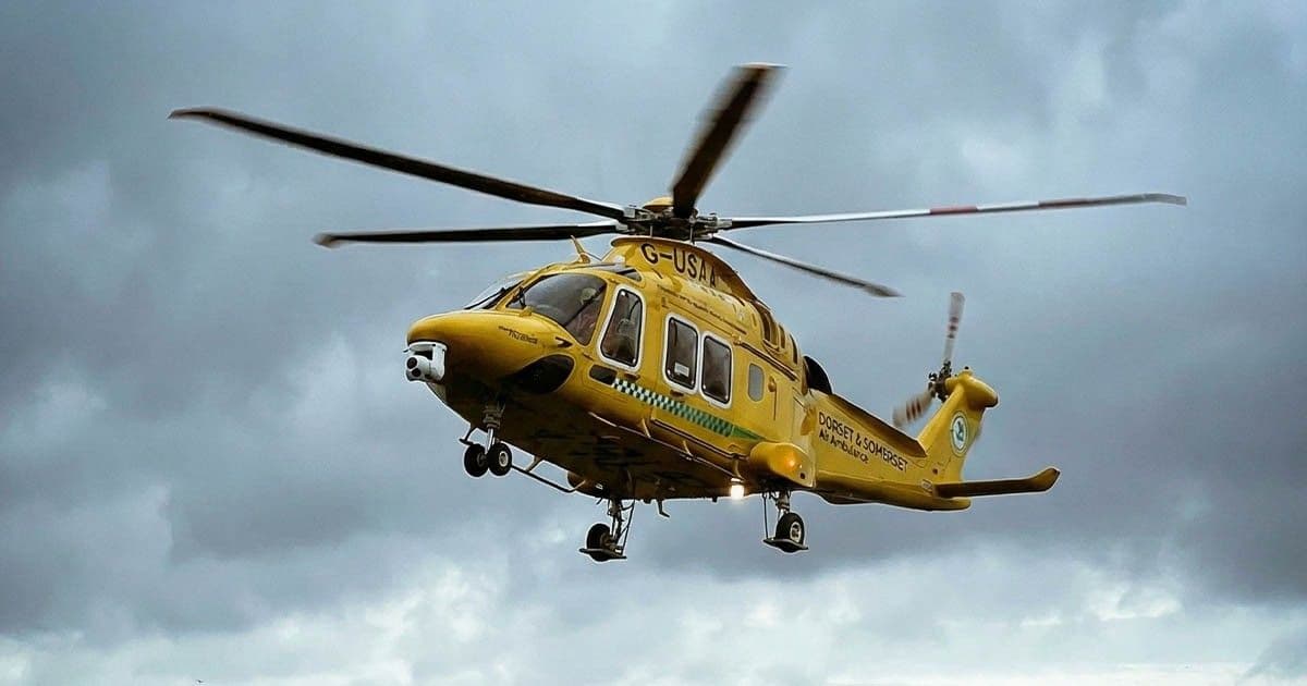 A helikopterek titka: miért pörögnek már a felszállás előtt is?