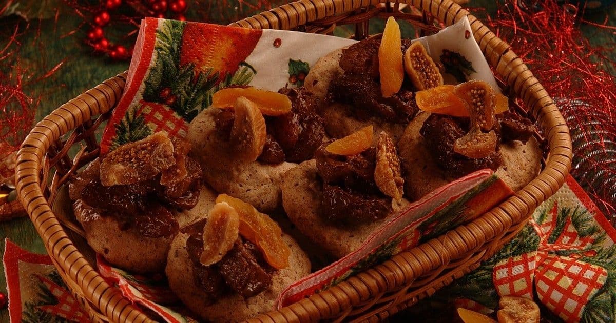 Mogyorós habcsók fügével: Az édesség, amiért mindenki megőrül!