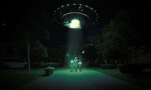 Lustaság vagy közöny? Az idegenek titkos indoka a hallgatásra