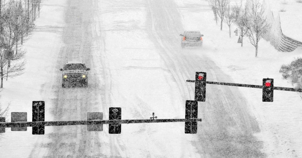 Tél tombol Magyarországon: 5 megye bénult meg a hóvihartól