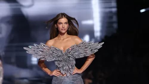 Palvin Barbara terhes fotója: Várandós vagy csak optikai csalódás?